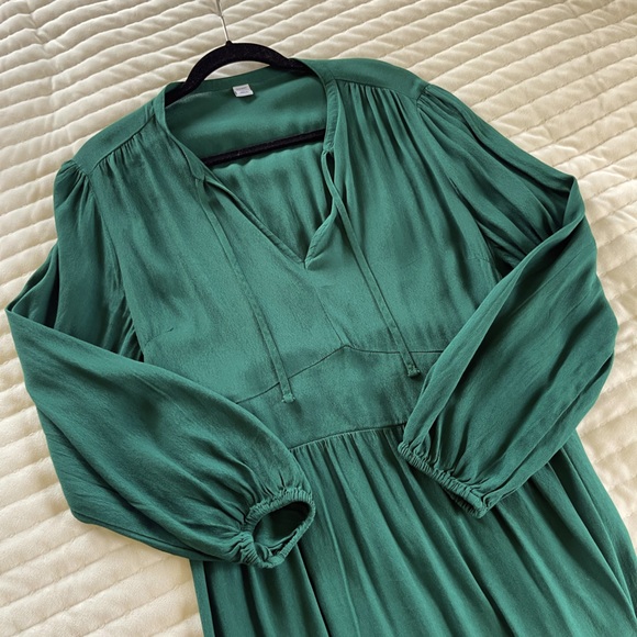 Old Navy boho midi dress. Size Large. EUC. - Picture 2 of 7